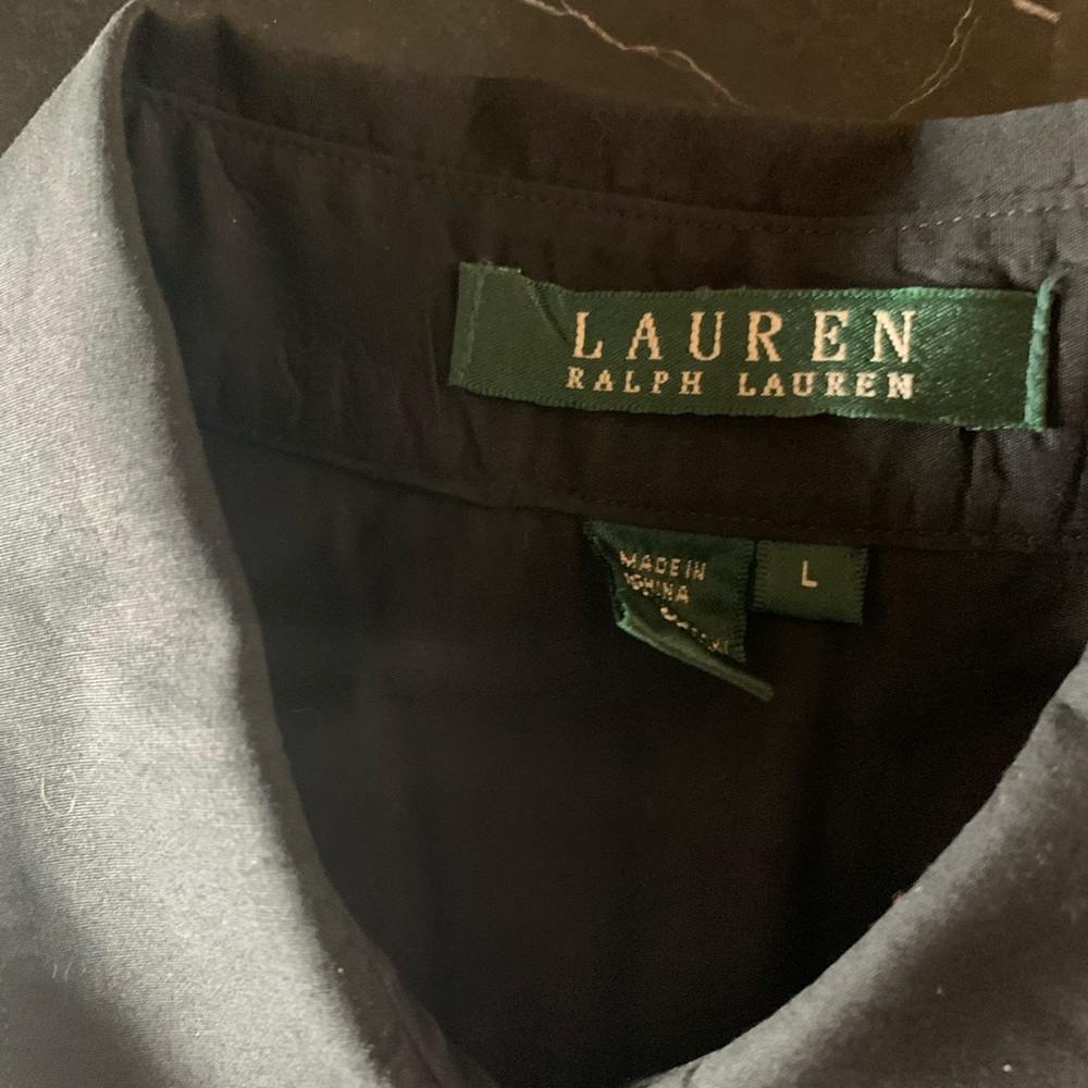 Black button down shirt - Picture 3 of 4